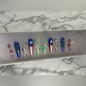 Puerto Rico Nail Art Set with Tropical Design